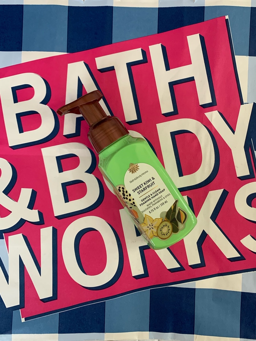 NWT Bath & Body Works Sweet Kiwi & Starfruit Foaming Hand Soap